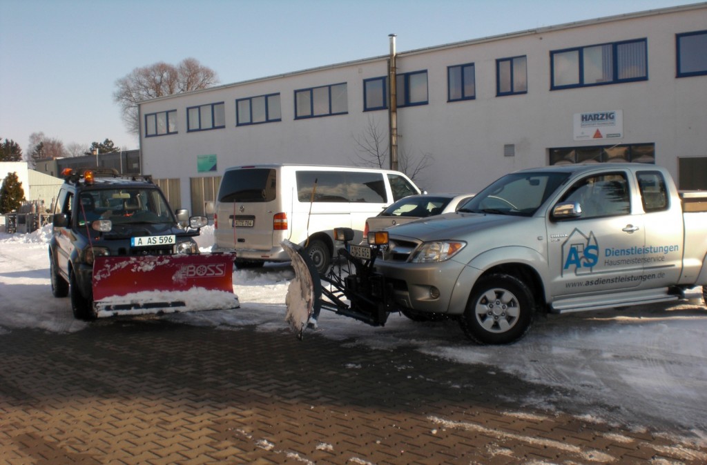 Winterdienstfahrzeuge - Suzuki - Toyota